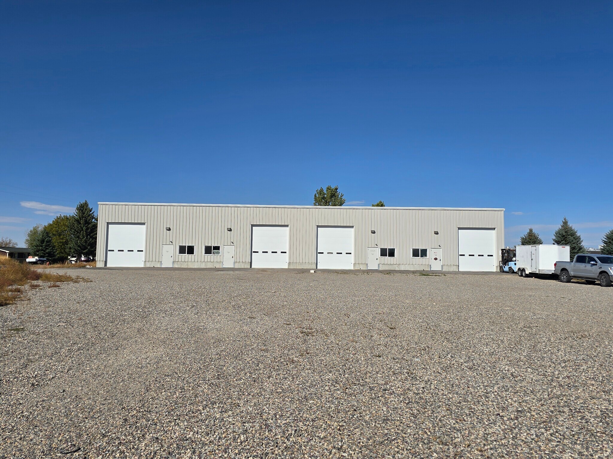 1380 N 800 E, Shelley, ID à louer Photo principale– Image 1 sur 17