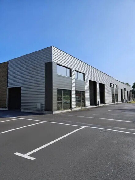 Local commercial dans Cholet à vendre - Photo de l’immeuble – Image 2 sur 6