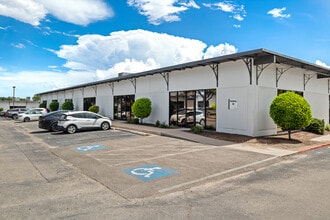 5555 N Lamar Blvd, Austin, TX à louer Photo intérieure– Image 1 sur 12