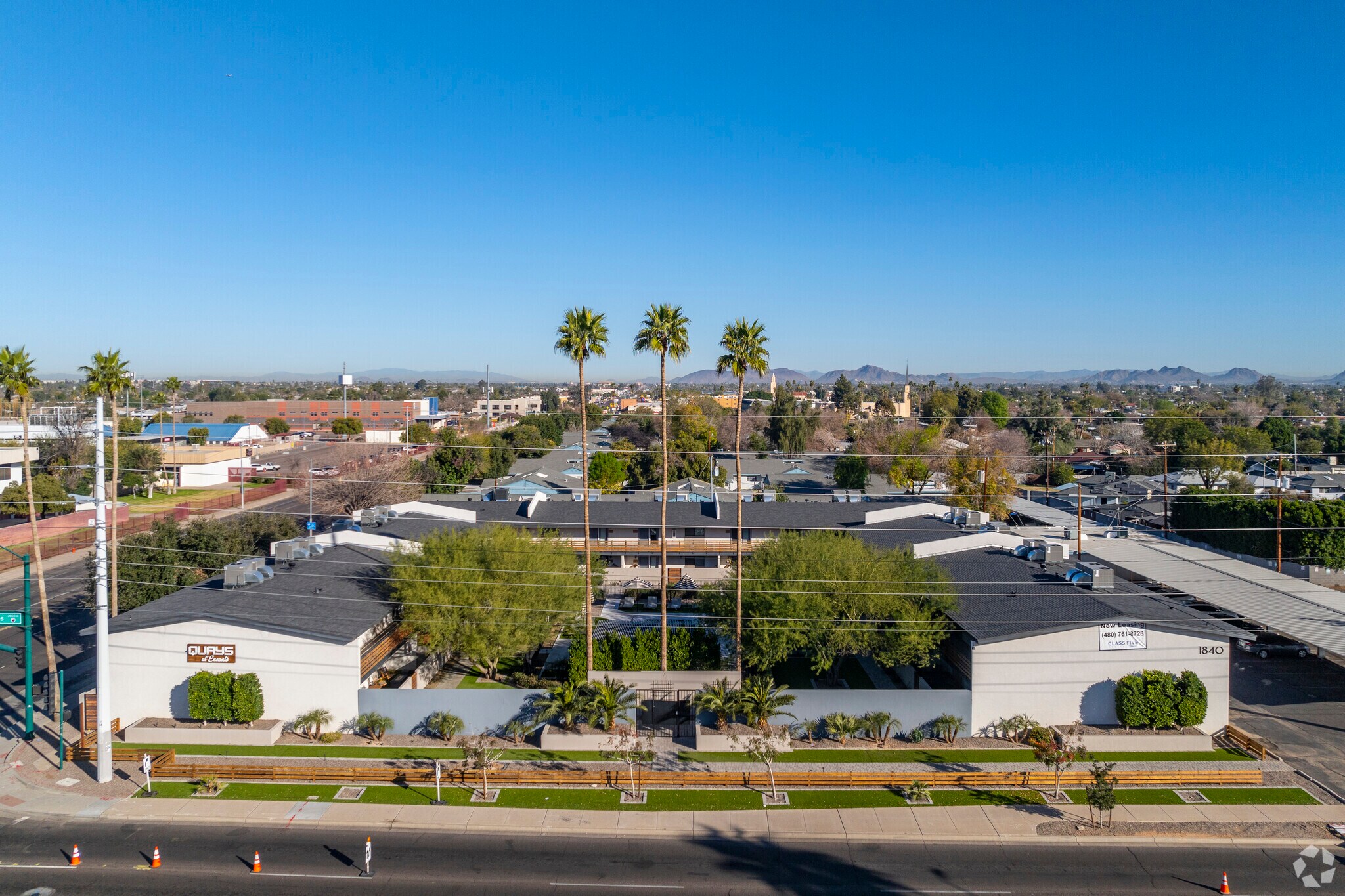 1840 W Thomas Rd, Phoenix, AZ à vendre Photo de l’immeuble– Image 1 sur 12