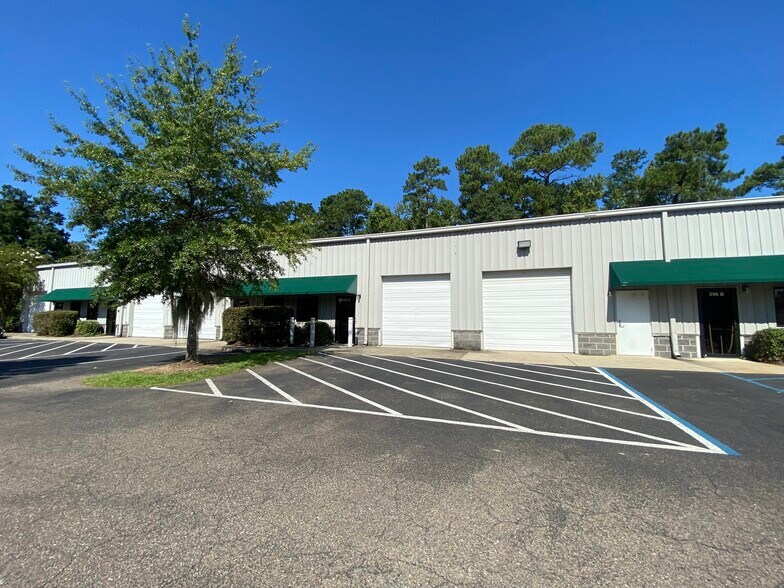 396 E 5th North St, Summerville, SC à louer - Photo de l’immeuble – Image 1 sur 9