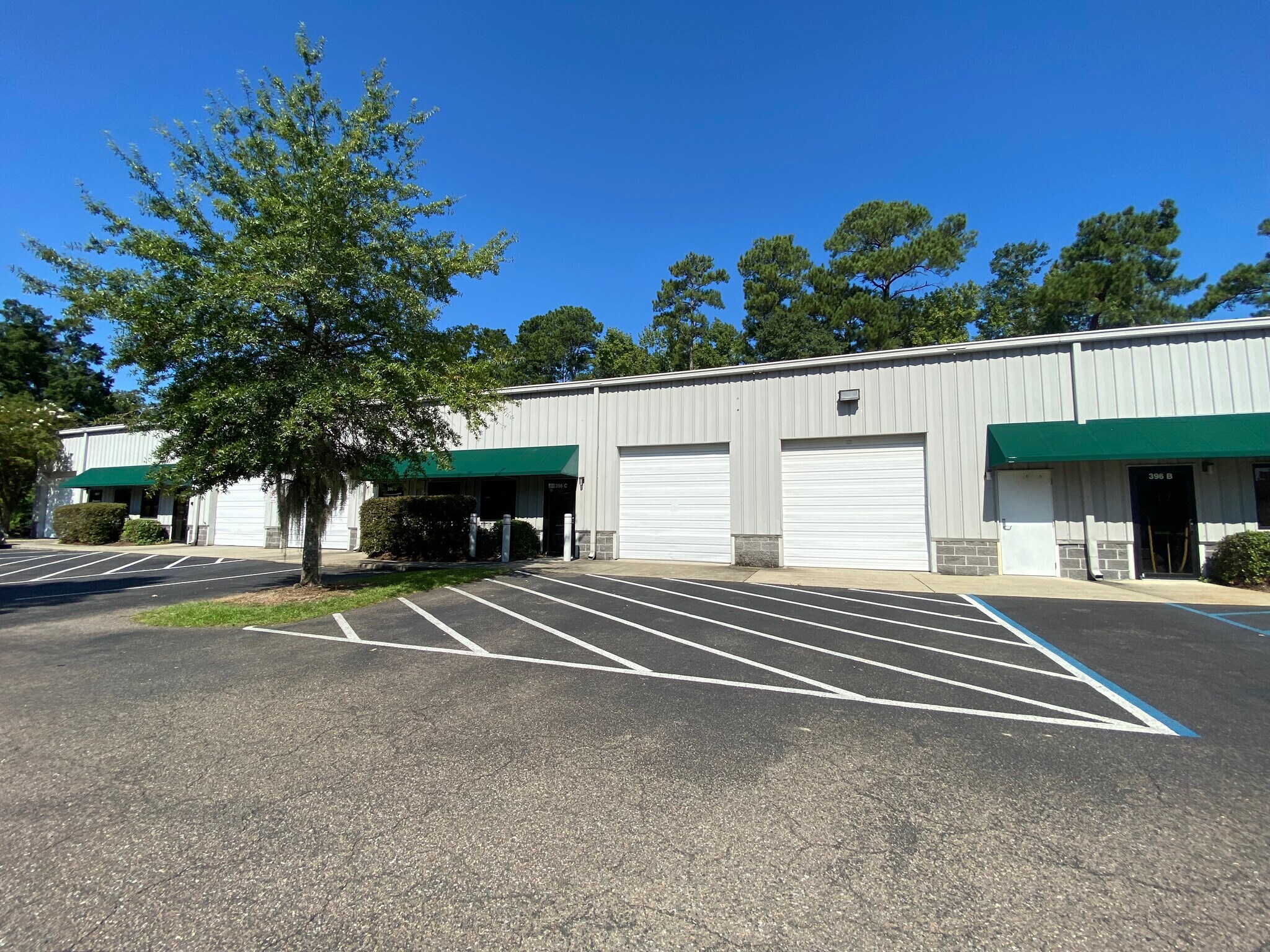 396 E 5th North St, Summerville, SC à louer Photo de l’immeuble– Image 1 sur 10