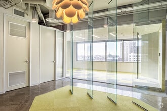 311 S Wacker Dr, Chicago, IL à louer Photo intérieure– Image 1 sur 3