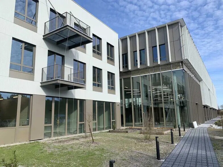 Bureau dans Mérignac à louer - Photo de l’immeuble – Image 2 sur 22