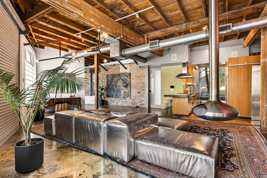 120 Mildred Ave, Venice, CA à vendre - Photo de l’immeuble – Image 2 sur 38