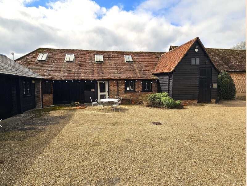 Redbournbury Ln, St Albans à louer Photo principale– Image 1 sur 4