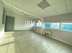 Bureaux/Local commercial dans Martigues à louer Photo intérieure– Image 2 sur 4