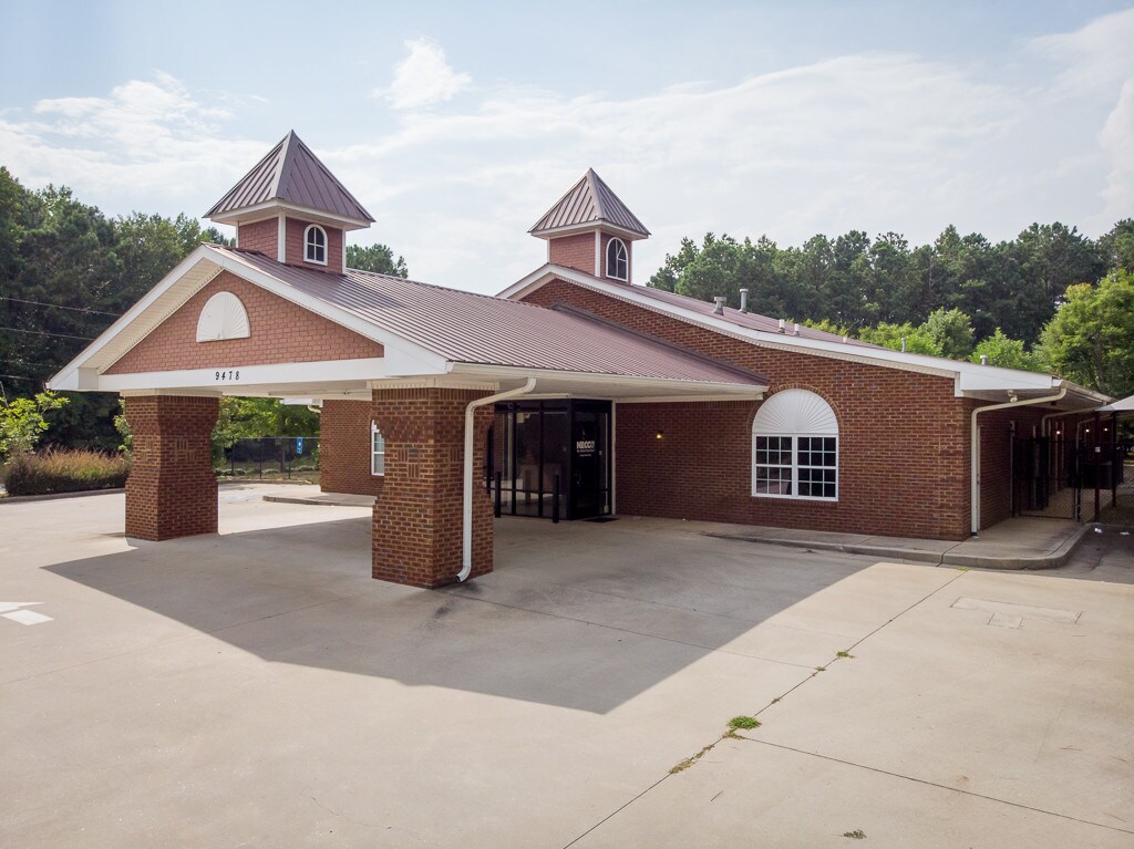9478 Winding Way Ln, Jonesboro, GA à vendre Photo principale– Image 1 sur 25