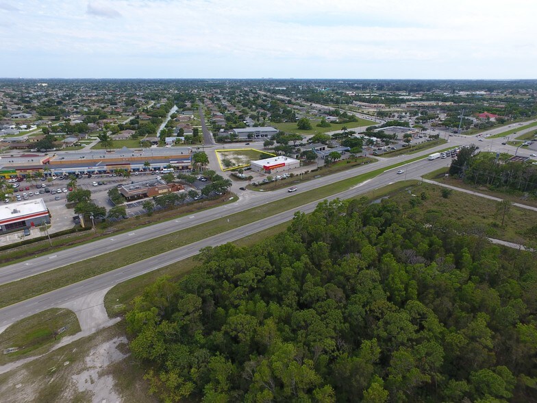 141 Hancock Bridge Pky, Cape Coral, FL à louer - Aérien – Image 2 sur 4