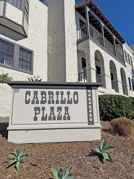 3990 Old Town Ave, San Diego, CA à louer - Photo de l’immeuble – Image 3 sur 13