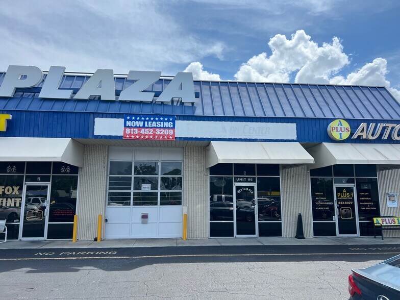 7400 US Highway 19, New Port Richey, FL à louer - Photo de l’immeuble – Image 2 sur 17