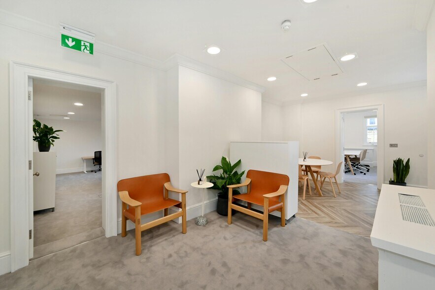 34-35 Sackville St, Londres à louer - Photo de l’immeuble – Image 3 sur 10