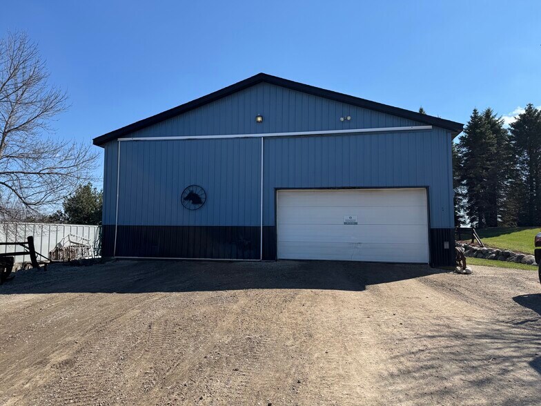 4975 Le Sueur Ave, New Prague, MN à louer - Photo principale – Image 1 sur 5