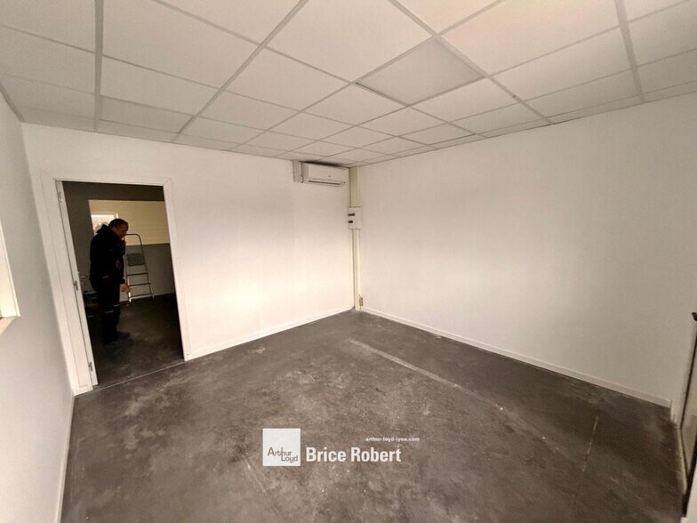 170 Rue De L'Artisanat, Saint-André-de-Corcy à louer - Photo intérieure – Image 2 sur 4