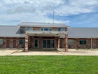 Plus de détails pour 2010 E Main St, Lamoni, IA - Hôtellerie à vendre