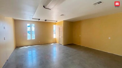 17517 Ventura Blvd, Encino, CA à louer Photo intérieure– Image 1 sur 6