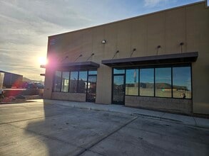 2921 Friendly Pl, Bullhead City, AZ à louer Photo intérieure– Image 1 sur 25