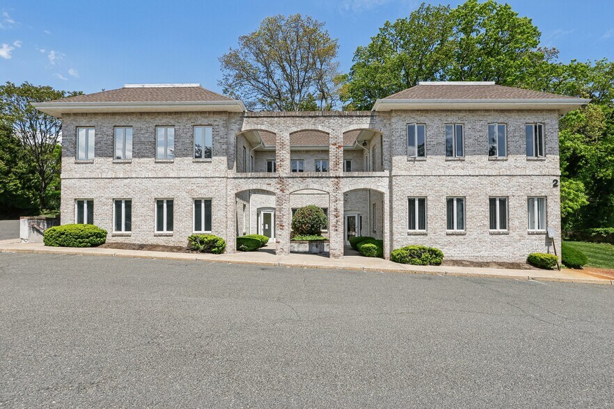 2640 Highway 70, Manasquan, NJ à vendre - Photo de l’immeuble – Image 1 sur 31