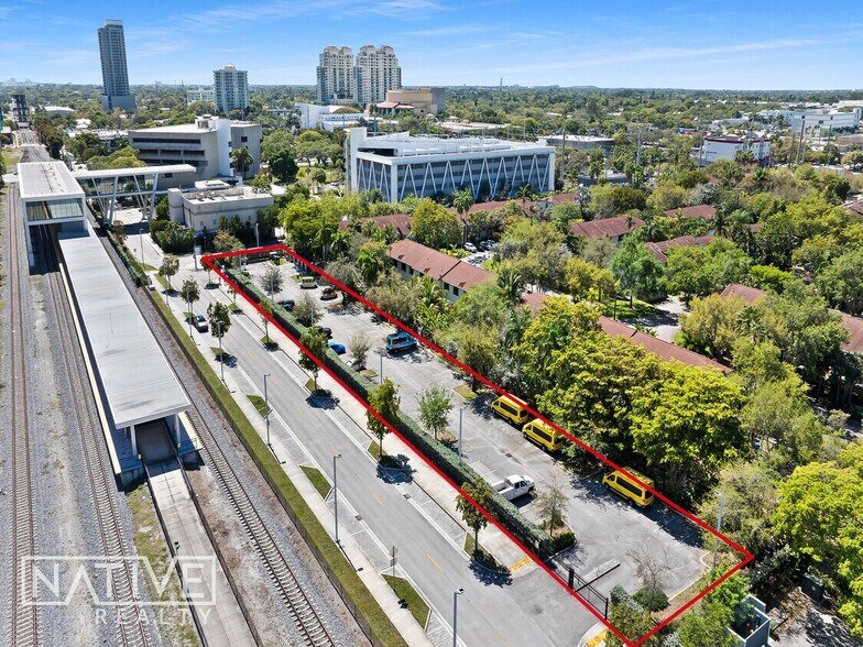 209 Northwest 2nd Street, Fort Lauderdale, FL à vendre - Photo de l’immeuble – Image 3 sur 6