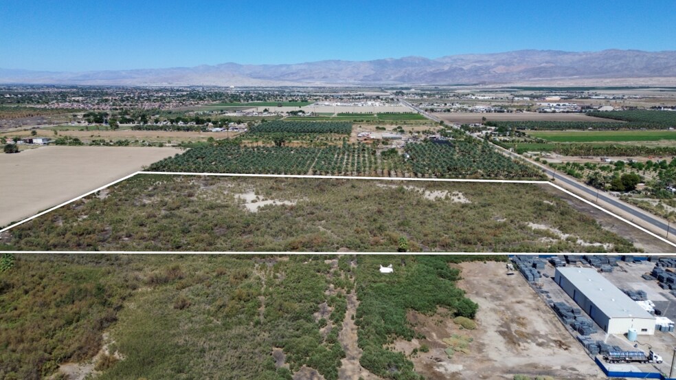 Tyler Street, Thermal, CA à vendre - Aérien – Image 3 sur 16