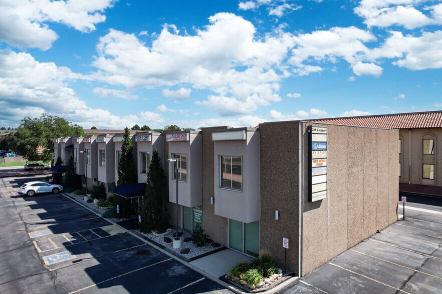 225 S Academy Blvd, Colorado Springs, CO à louer - Photo de l’immeuble – Image 2 sur 30
