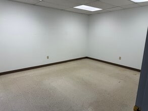 320 Abington Dr, Wyomissing, PA à louer Photo intérieure– Image 2 sur 11