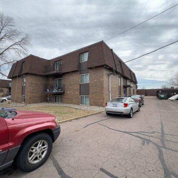 3509-3601 S Willow Ave, Sioux Falls, SD à vendre - Photo de l’immeuble – Image 3 sur 3