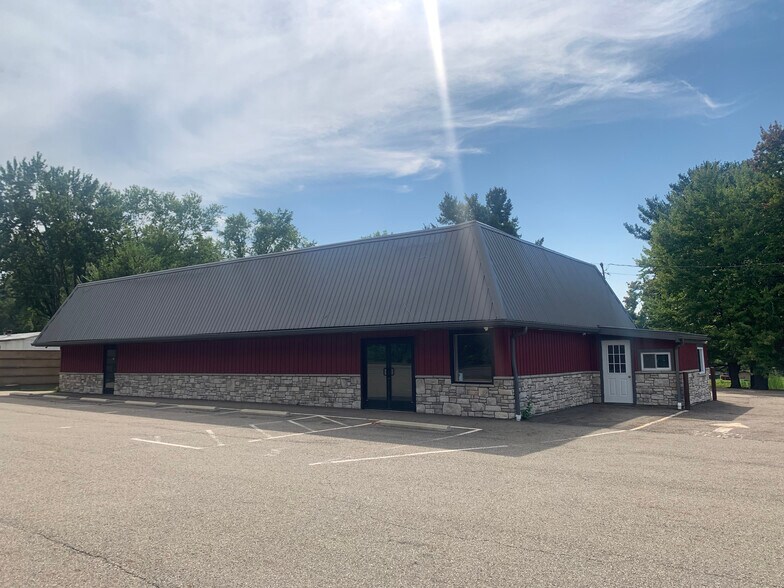 4291 Manchester Ave NW, North Lawrence, OH à vendre - Photo de l’immeuble – Image 1 sur 58