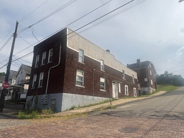 23 Unit Portfolio portefeuille de 13 biens à vendre sur LoopNet.fr - Photo de l’immeuble – Image 2 sur 13