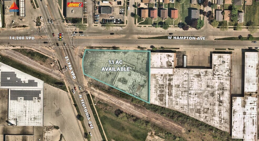 2601 W Hampton Ave, Milwaukee, WI à louer - Photo principale – Image 1 sur 4