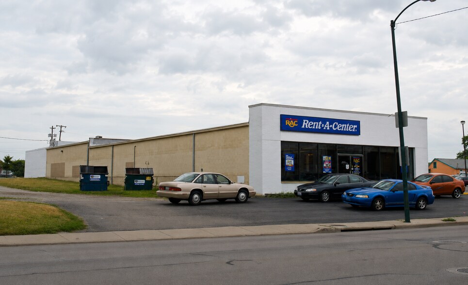 1810 S Limestone St, Springfield, OH à vendre - Photo de l’immeuble – Image 1 sur 2