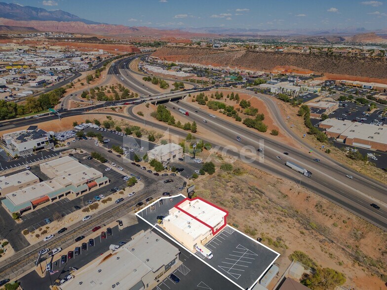 1090 E Tabernacle St, Saint George, UT à louer - Photo de l’immeuble – Image 3 sur 6