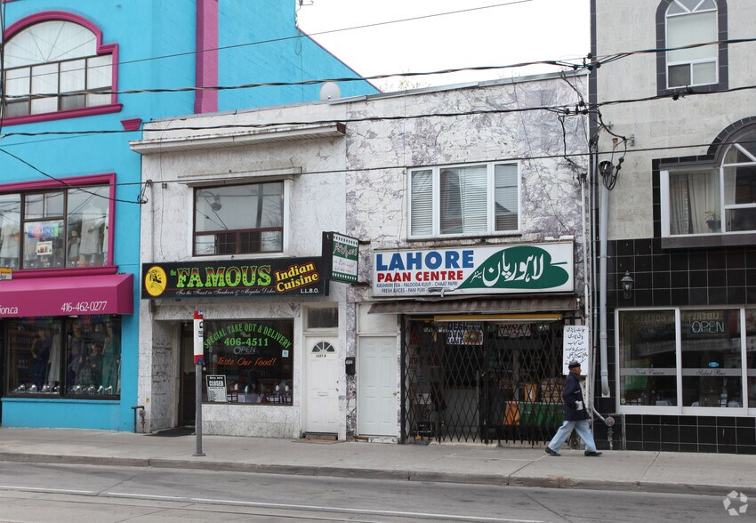 1435-1437 Gerrard St, Toronto, ON à louer - Photo principale – Image 1 sur 3