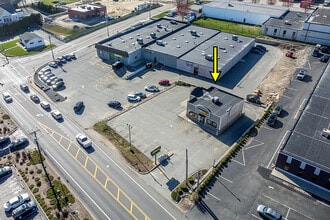 2214 Plainfield Pike, Cranston, RI - Vue aérienne vue de carte - Image1