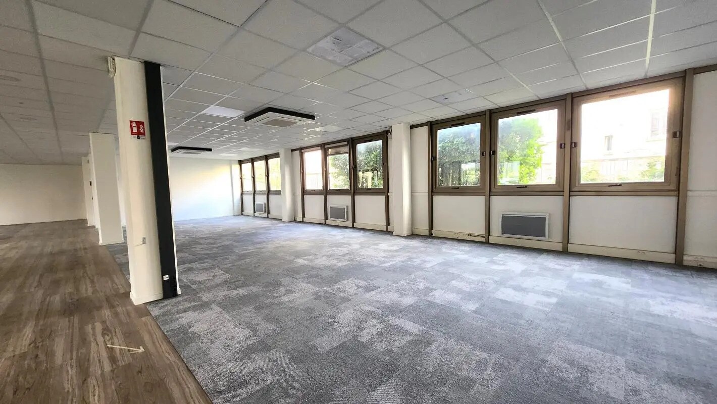 Bureau dans Boulogne-Billancourt à louer Photo de l’immeuble– Image 1 sur 7