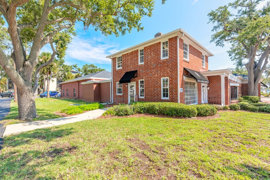 200 Magnolia Ave, Daytona Beach, FL à vendre - Photo de l’immeuble – Image 2 sur 22