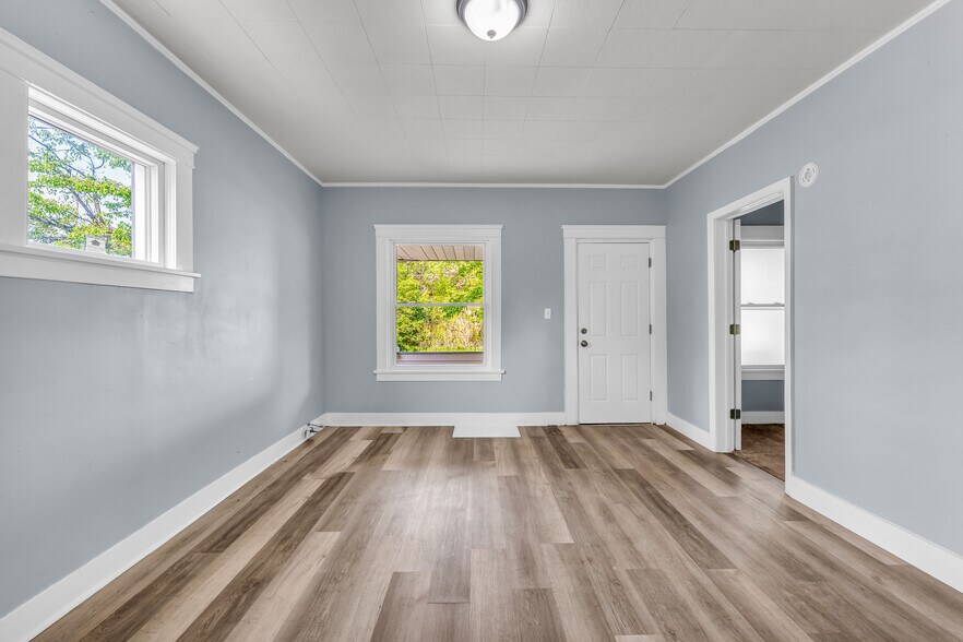 3359 E 65th St, Cleveland, OH à vendre - Photo de l’immeuble – Image 3 sur 32