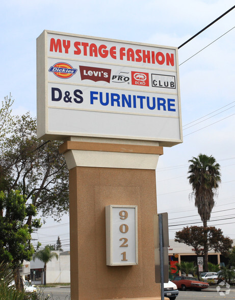 17200-17228 Lakewood Blvd, Bellflower, CA à louer - Photo de l’immeuble – Image 3 sur 11