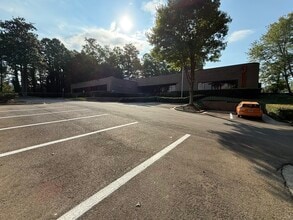 4888 S Old Peachtree Rd, Peachtree Corners, GA à louer Photo de l’immeuble– Image 1 sur 22