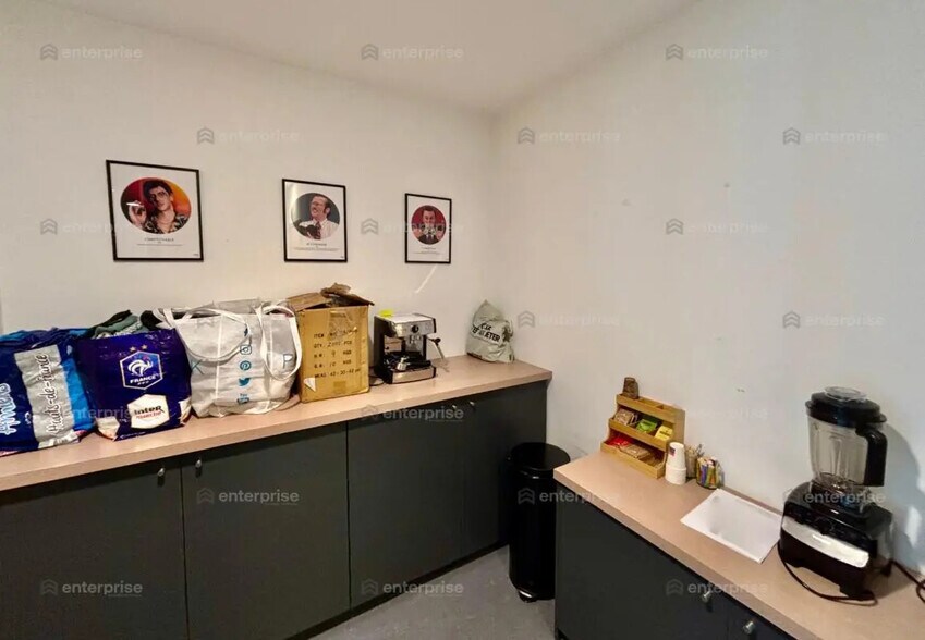 Bureau dans Amiens à louer - Photo de l’immeuble – Image 3 sur 4