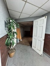 79 Whitehead Ave, South River, NJ à louer Photo de l’immeuble– Image 2 sur 7