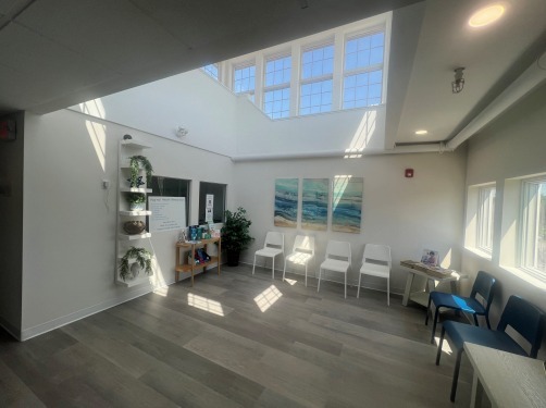 20 Riverleigh Ave, Riverhead, NY à louer Photo intérieure– Image 1 sur 3