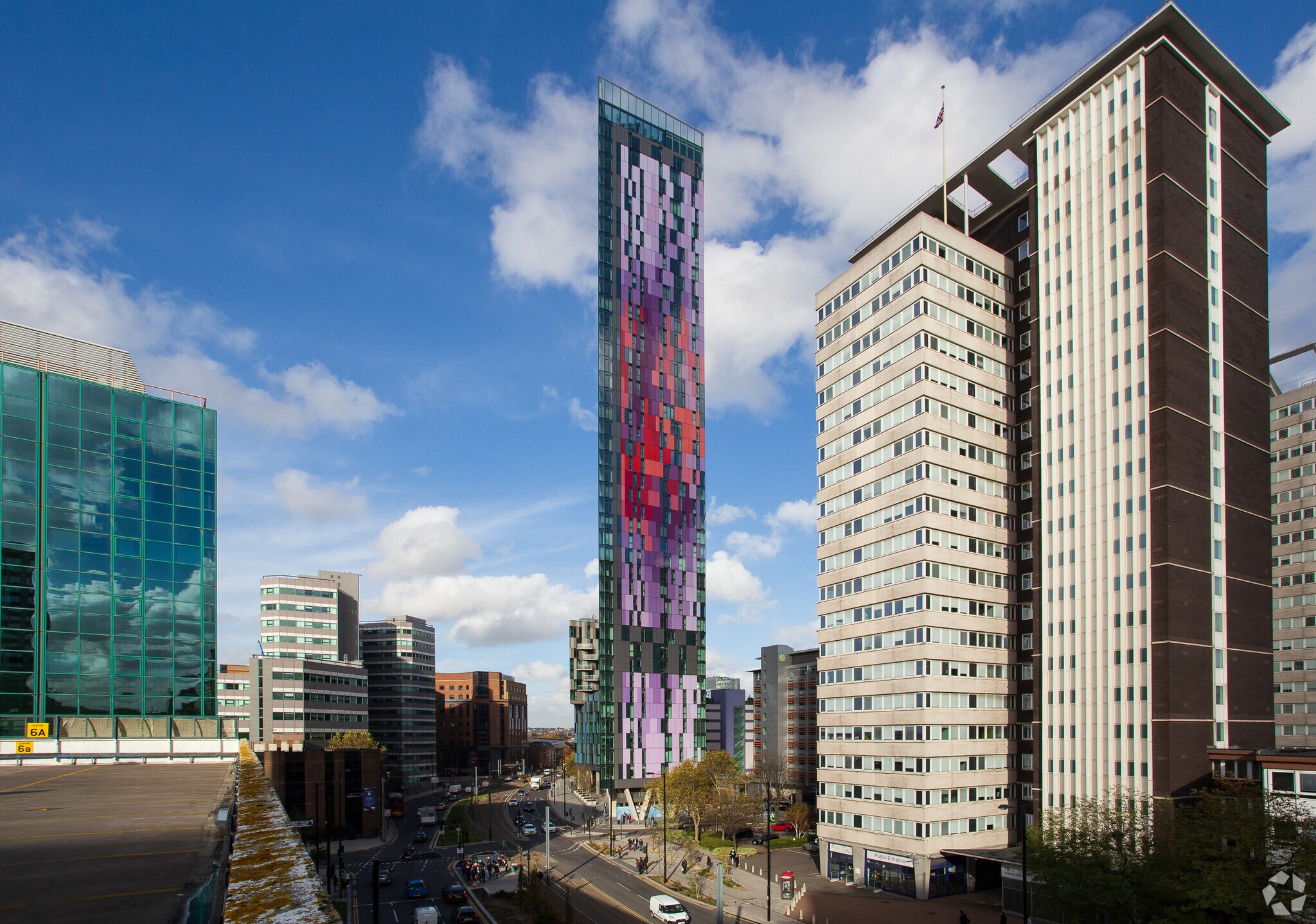 Saffron Sq, Croydon à louer Photo de l’immeuble– Image 1 sur 3