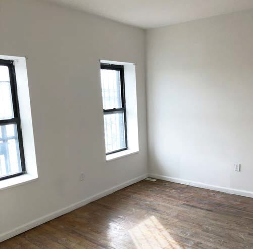 1318 Oakpoint Ave, Bronx, NY à louer - Photo intérieure – Image 3 sur 10