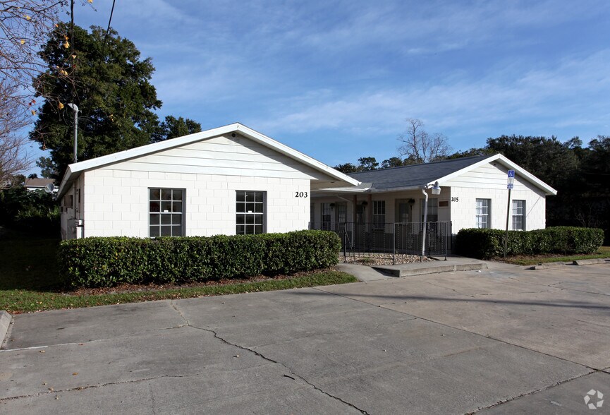 203 N Industrial Dr, Orange City, FL à vendre - Photo de l’immeuble – Image 2 sur 2