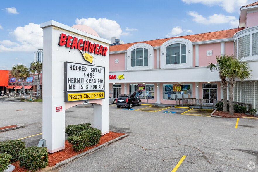 1900 N Kings Hwy, Myrtle Beach, SC à louer - Photo de l’immeuble – Image 2 sur 11
