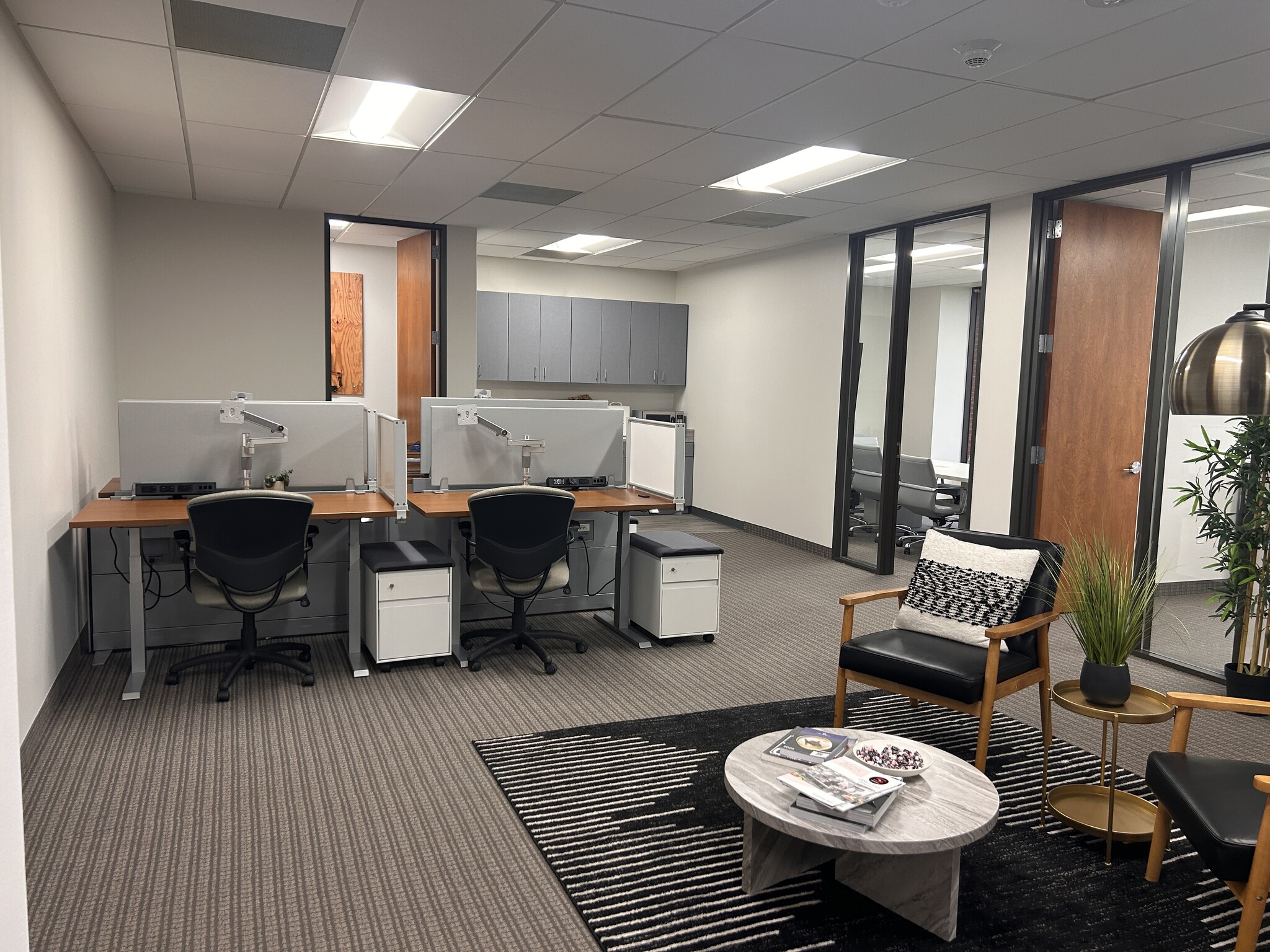 2121 Midway Rd, Carrollton, TX à louer Photo intérieure– Image 1 sur 12