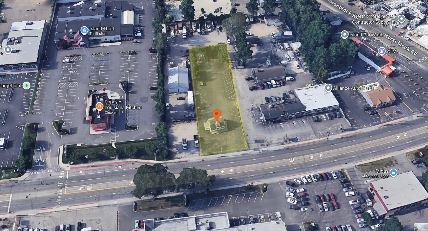 1790 Middle Country Rd, Centereach, NY à louer Photo principale– Image 1 sur 4