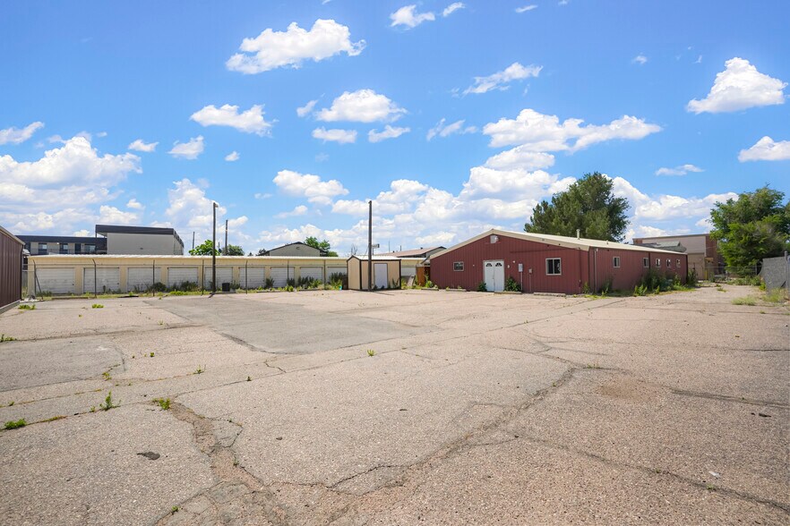 110 W Walnut St, Brighton, CO à louer - Photo de l’immeuble – Image 3 sur 22