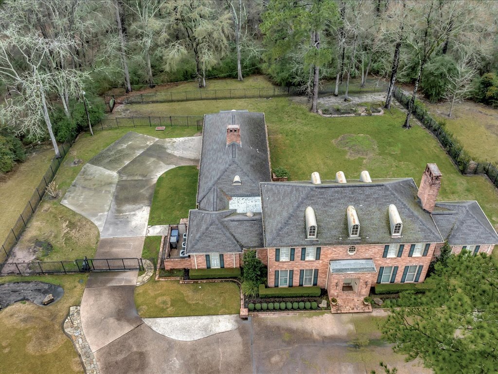 2606 Daniel McCall Dr, Lufkin, TX à vendre Photo de l’immeuble– Image 1 sur 63
